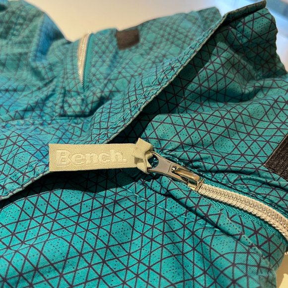 Bench Jacket in Turquoise - Picture 4 of 5